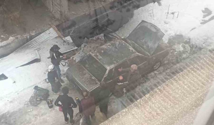 Tofaş Araç Alevlere Teslim Oldu