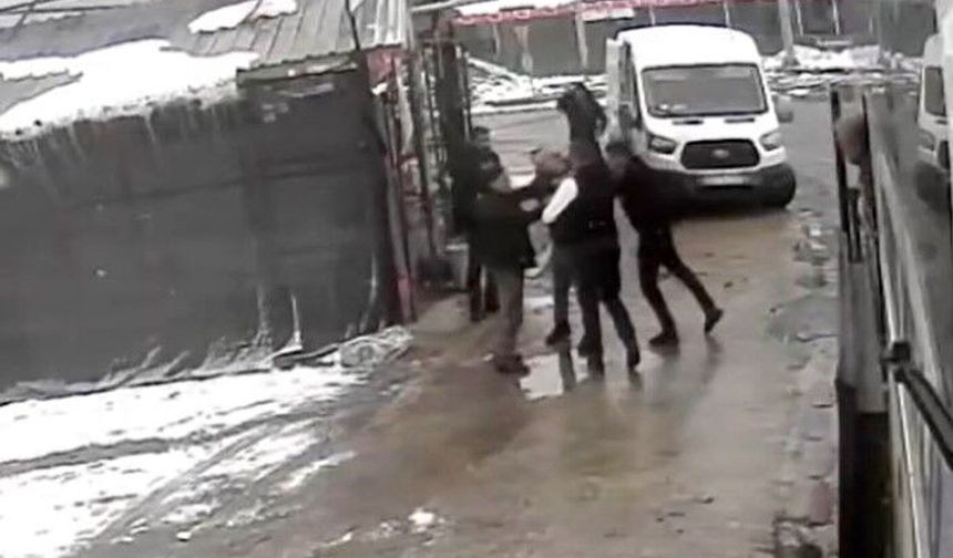 Elazığ'daki Kavga, Tuvaletini Duvara Yapan Yolcu Nedeniyle Çıkmış