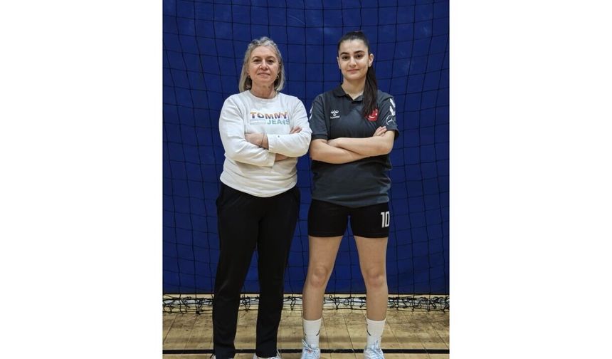 Gençlik ve Spor Kulübü sporcusu Ecrin Kehya U16 Milli Takım kampında