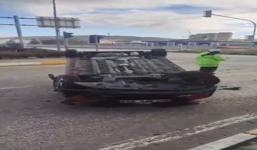 Takla Atan Araçtan Burnu Bile Kanamadan Kurtuldu