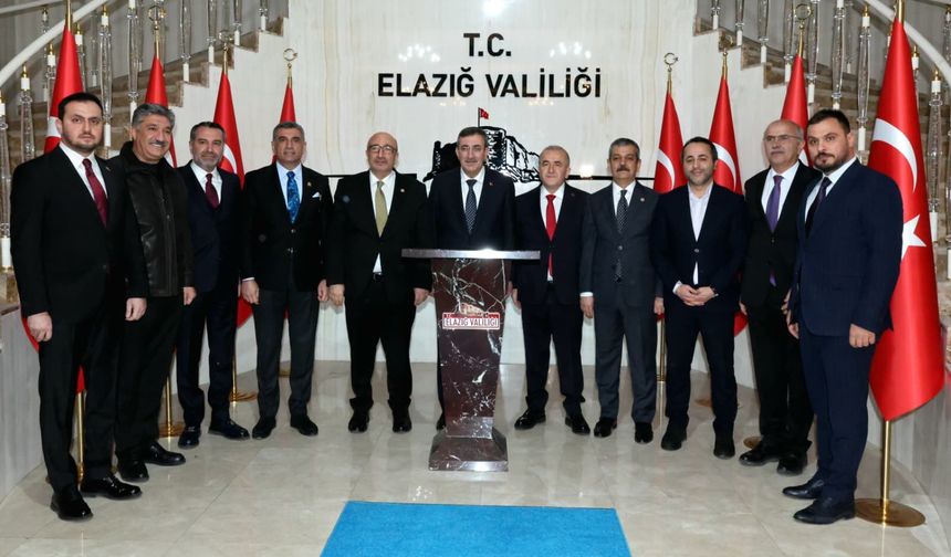 Cumhurbaşkanı Yardımcısı Cevdet Yılmaz Elazığ’da Temaslarda Bulundu