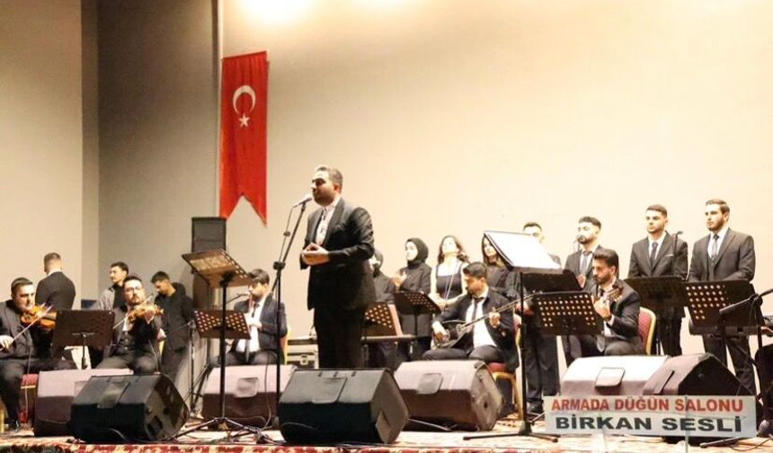 ELAZIĞ’DA TÜRKÜLERLE DOLU ANLAMLI GECE