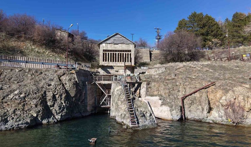 Başkan Bozcan: 'Elazığ'ın İlk Hidroelektrik santrali Hazar Gölü'nün Kurtuluşu Olabilir'