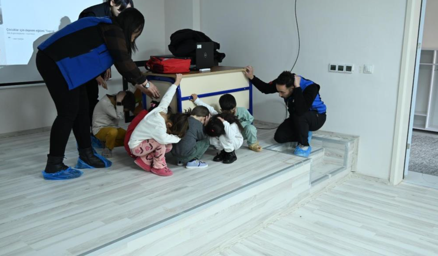 Elazığ'da afet farkındalık eğitimi