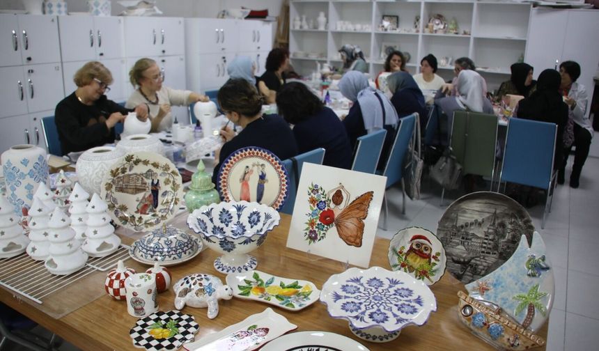 Çini İşlemeciliği Kursuna Yoğun İlgi