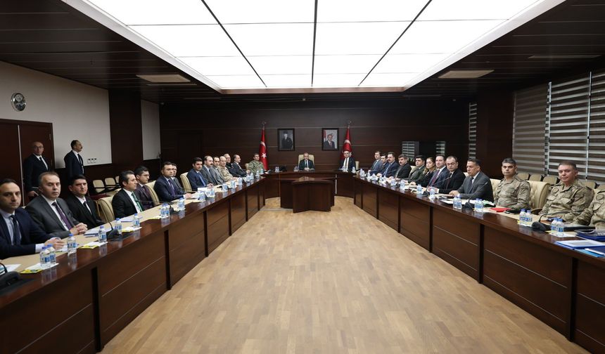 Hatipoğlu Başkanlığında Elazığ’da Asayiş Değerlendirmesi Yapıldı