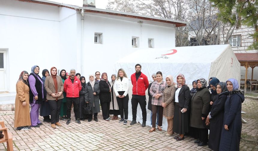 Elazığ Belediyesi’nden Kadınlara Afet Bilinci Eğitimi