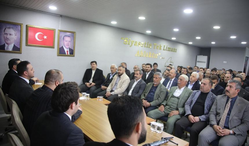 Ak Parti’den Bayramda İlçelerde Güçlü Buluşma