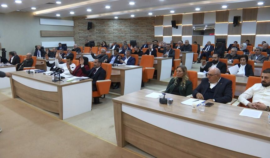 Elazığ Belediye Meclisi, Faaliyet Raporunu Oy Çokluğu ile Kabul Etti