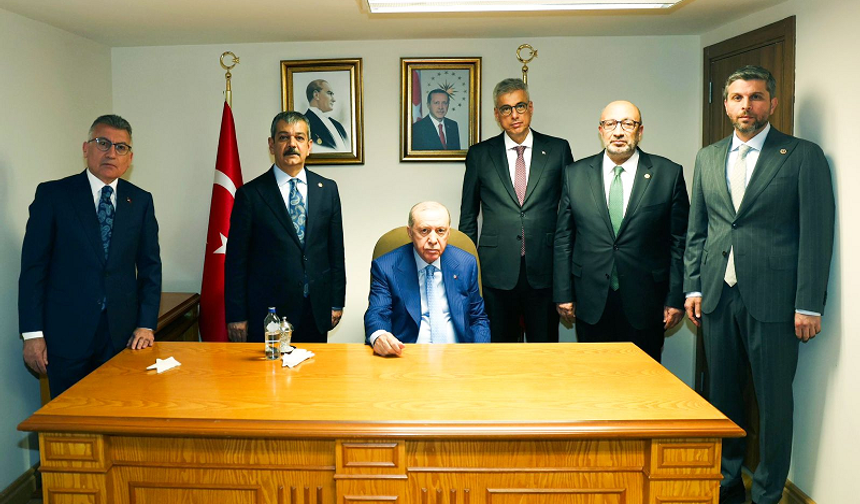 Elazığ Milletvekillerinden Cumhurbaşkanı Erdoğan’a Arsa Satışı Görüşmesi