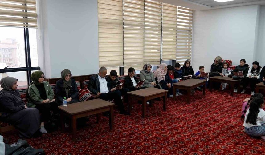 Elazığ'da 'Ailemle Okuyorum' etkinliği