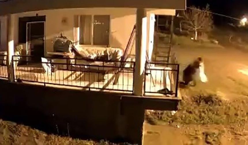 Elazığ'da Çaldıkları Eşyaları Çarşafa Sarıp Götüren Şüpheli Yakalandı