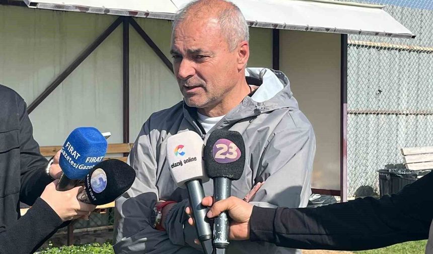 Elazığspor Teknik Direktörü Erkan Sözeri: 'Elazığspor Rakip Seçmez, Çıkar Oyununu Oynar'