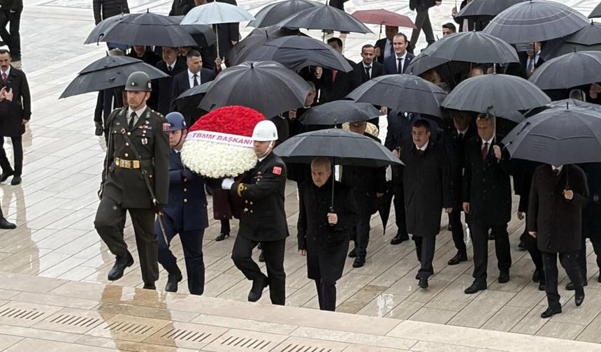 Anıtkabir’de 23 Nisan Töreni