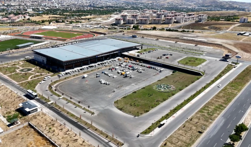 Şehirler Arası Otobüs Terminali, Modern Mimarisi Ve Konforlu Yapısıyla Yolcularını Ağırlamaya Devam Ediyor