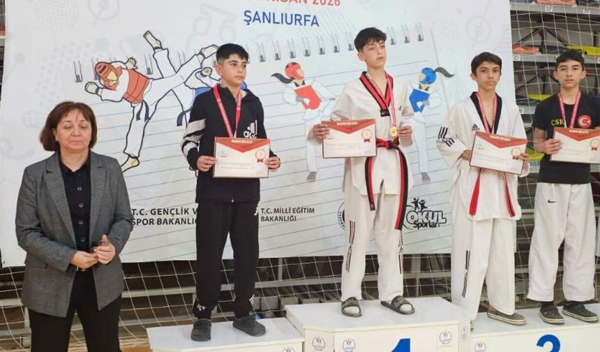 Genç Tekvandocular Şanlıurfa’da Zirveyi Zorladı