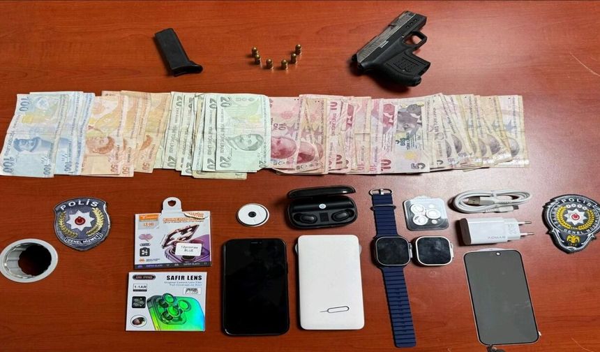 Elazığ'da 3 Ayrı Yerden Hırsızlık Yapan Çocuk Tutuklandı