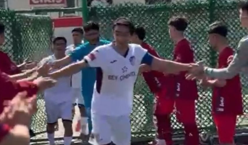 Mardin 1969'lu Gençler Elazığspor'u Alkışladı