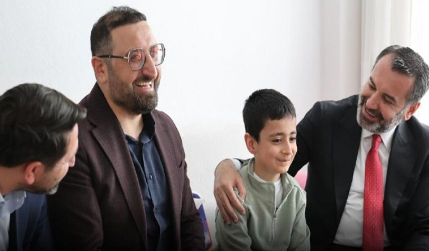 AK Parti Elazığ Teşkilatı’ndan 23 Nisan’da Anlamlı Ziyaretler