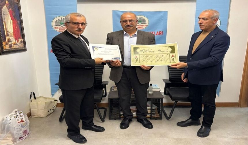 Elazığlı Yazar Süleyman Yapıcı’ya “Şehir Araştırmaları” Ödülü