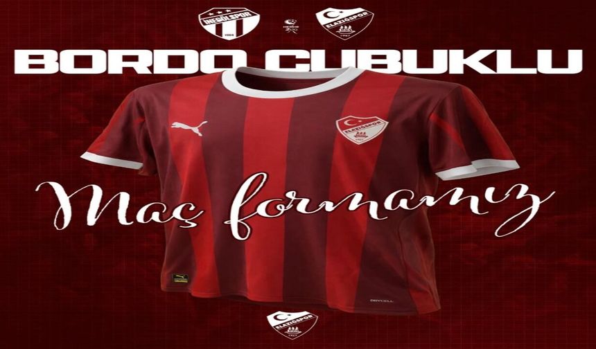 Elazığspor, İnegölspor Karşısında Bordo-Çubuklu Formayla Sahada