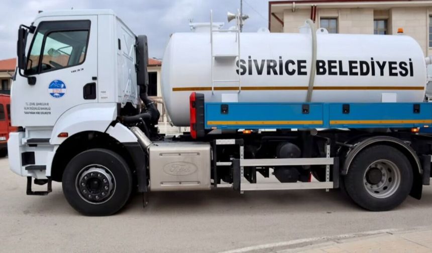 Sivrice Belediyesi’ne Yeni Kanal Açma Aracı Desteği