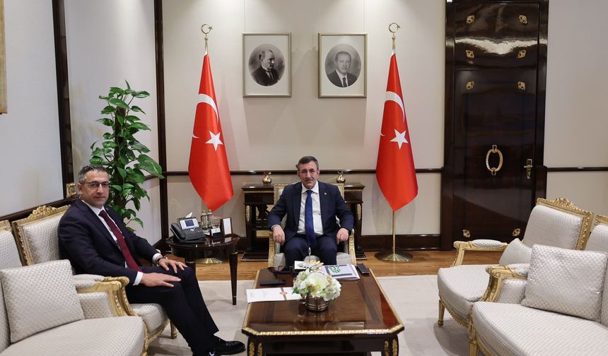 Işıkver, Cumhurbaşkanı Yardımcısı Yılmaz’la Elazığ Gündemini Değerlendirdi