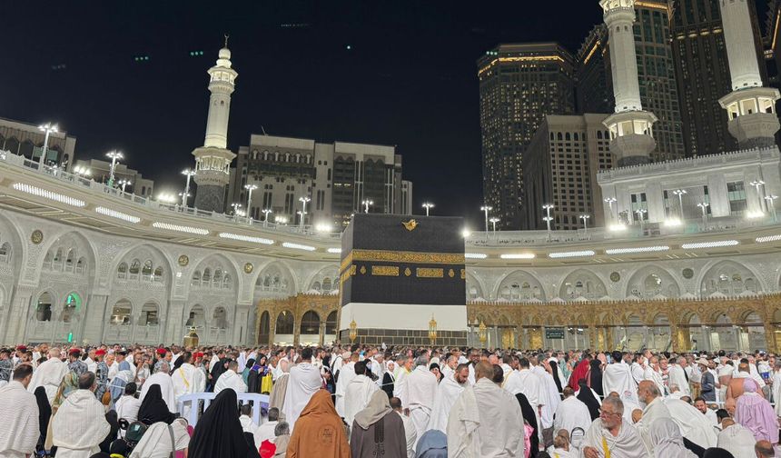Suudi Arabistan’dan Hac Öncesi Yeni Önlemler: Mekke’ye Giriş Belgeye Bağlandı