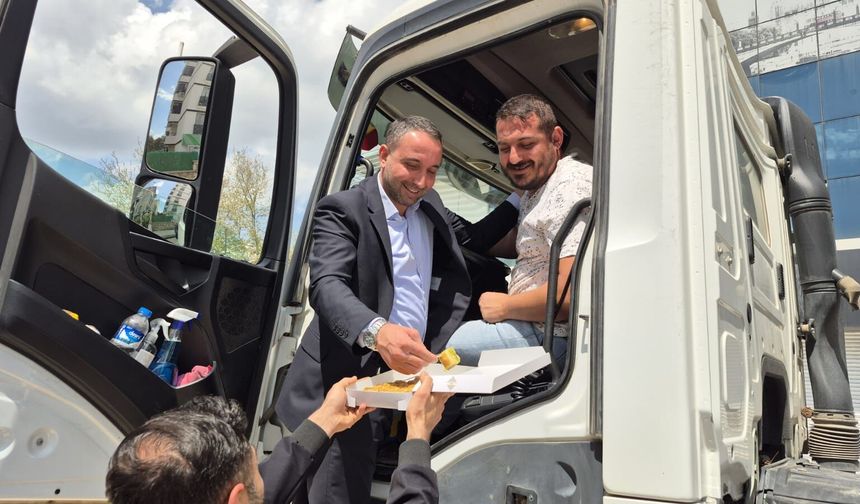 Hizmet-İş Elazığ Şube Başkanı Arpa’dan 1 Mayıs’ta Emekçilere Ziyaret