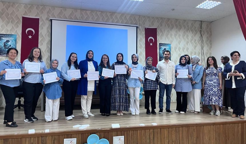 Kovancılar’da “Anne Sütü ve Emzirme Mucizesi” Eğitimi Gerçekleştirildi