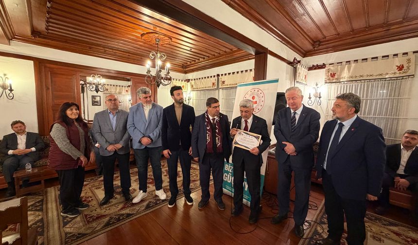 Prof. Dr. Hasan Tahsin Fendoğlu, Dost Meclisi Buluşmalarının Konuğu Oldu