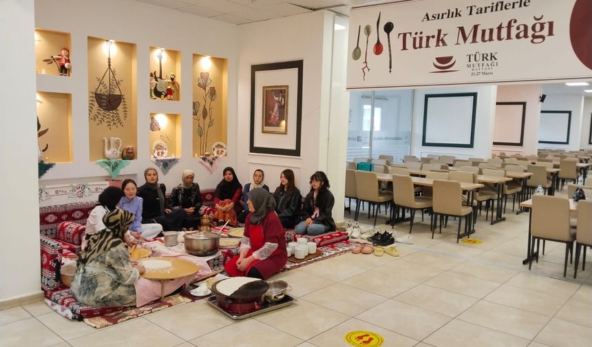Elazığ’da Öğrencilere Yöresel Lezzetler Tanıtıldı