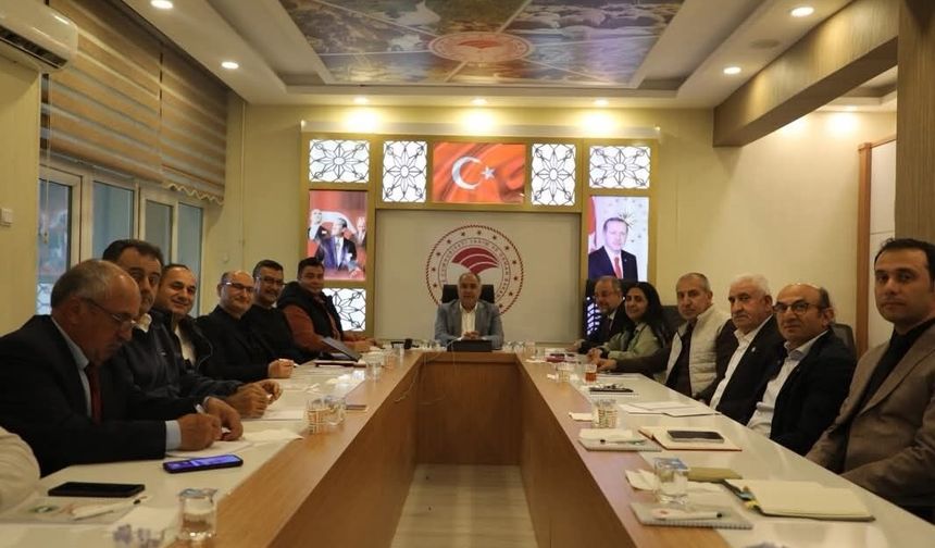 Elazığ'da Meyvecilik Sektörü Masaya Yatırıldı