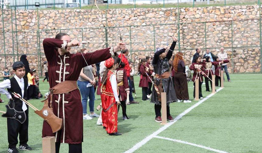 Elazığ'da Okul Sporlarında Büyük Heyecan