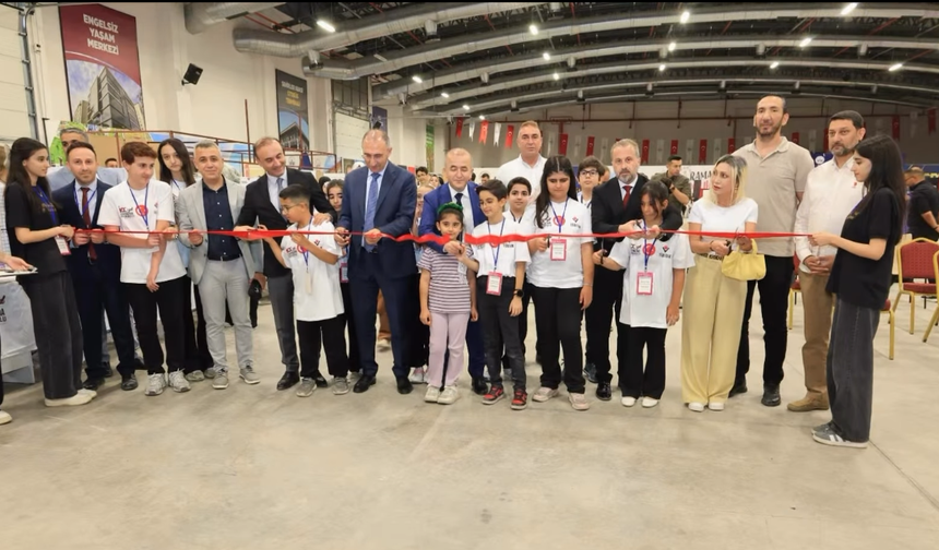 Elazığ’da Bilim Rüzgârı Esti: 67 Proje Görücüye Çıktı