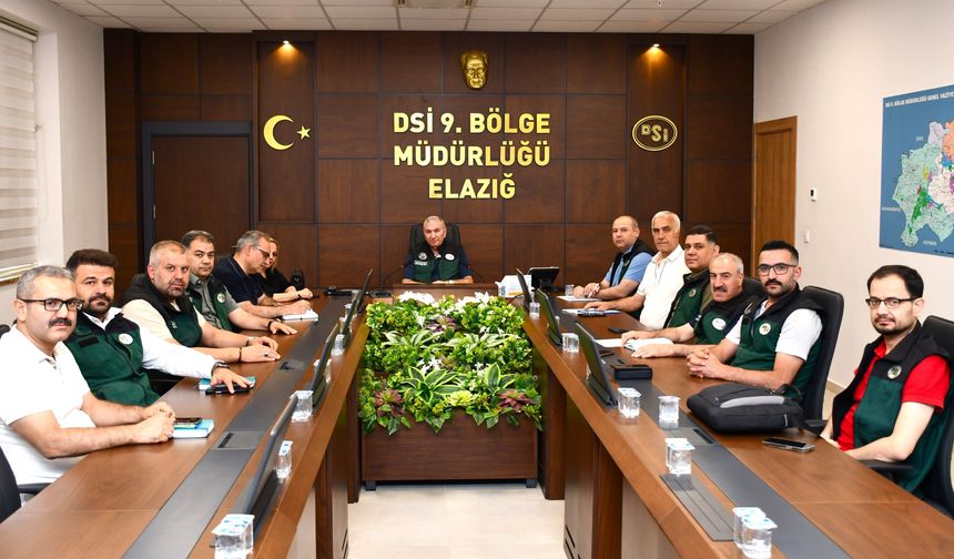 Keban Barajı’nda Su Yönetimi Masaya Yatırıldı: DSİ Heyeti Sahada İnceleme Yaptı