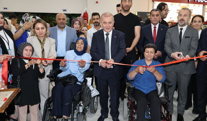 Vali Hatipoğlu’ndan ‘El Emeği Göz Nuru’ Sergisine Açılış