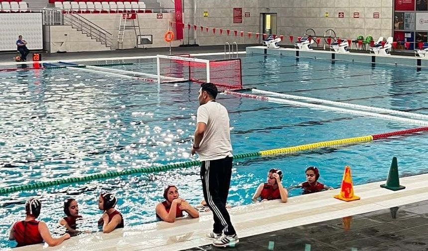 Öz Kaynağın Gücü Havuzda da Kendini Gösterdi