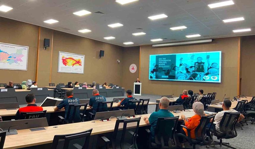 Elazığ'da Uyuşturucu İle Mücadelede Ailenin Önemine Değinildi