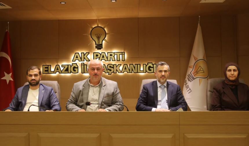 AK Parti Elazığ’da Haftalık Yönetim Kurulu Toplantısı Gerçekleştirildi