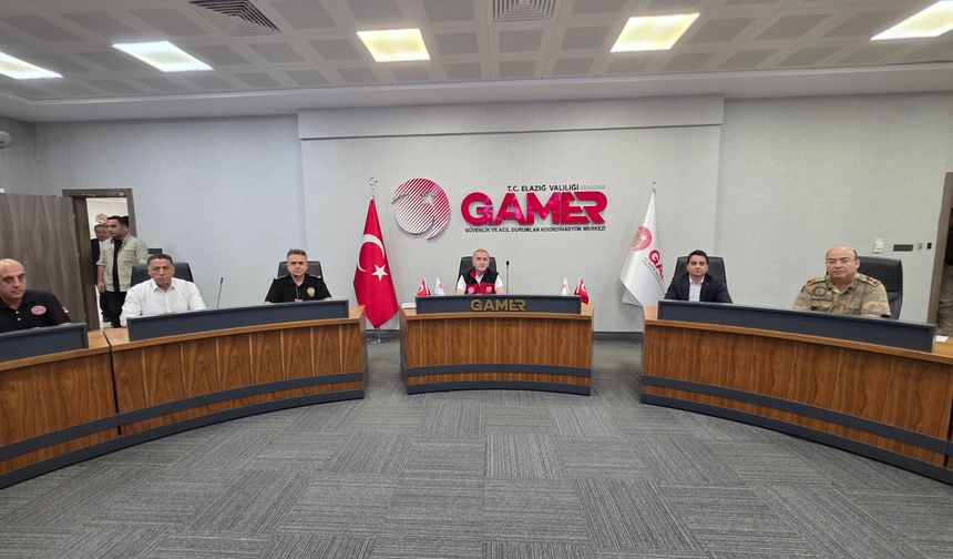 Vali Hatipoğlu, NATO Zirvesi Öncesi Elazığ'da Güvenlik ve Asayiş Toplantısı Düzenledi