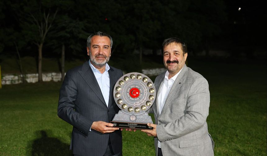 Başkan Yardımcısı Nazif Bilginoğlu Emekliliğe Uğurlandı