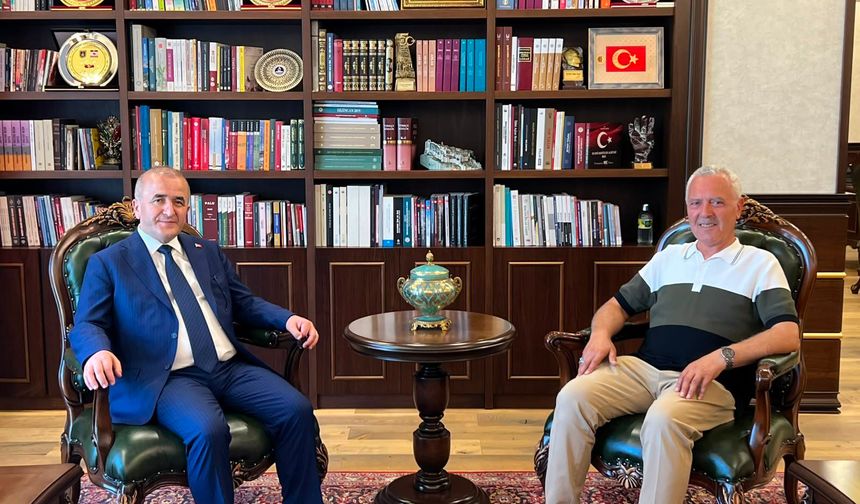 Eski Milletvekili Mustafa Ataş’tan Vali Hatipoğlu’na Ziyaret