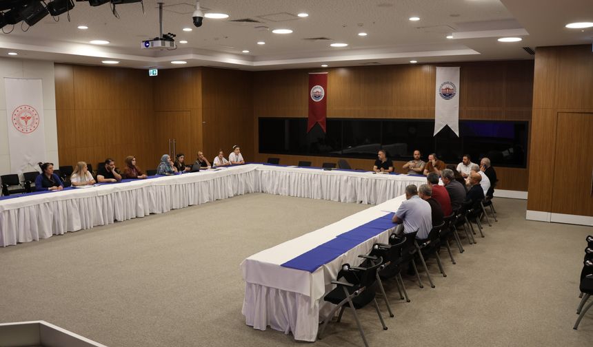 Fethi Sekin Şehir Hastanesi'nde Çalışan Memnuniyeti Masaya Yatırıldı