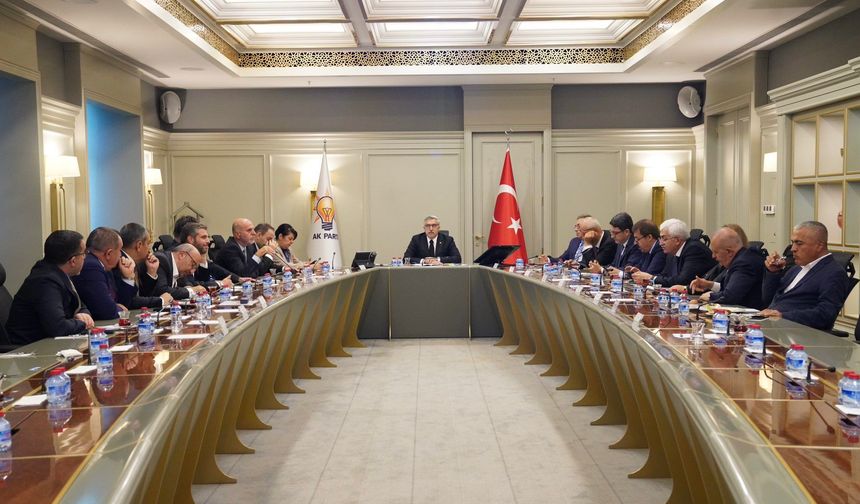 AK Parti’de Kültür ve Sanat Gündemi Masaya Yatırıldı