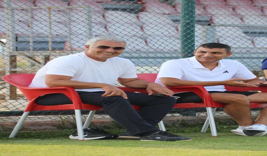 Başkan Toprak Takımının Yanında