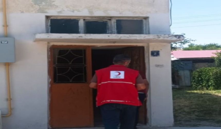 Kızılay Elazığ’da İhtiyaç Sahibi Aileler İçin Sahada
