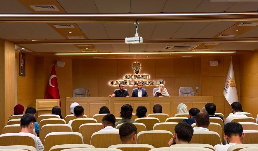 AK Gençlik’te Haftalık Toplantı