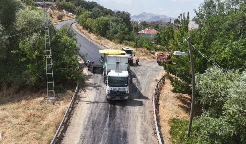 Palu Baltaşı Köyü’nde BSK Asfalt Çalışması Başladı
