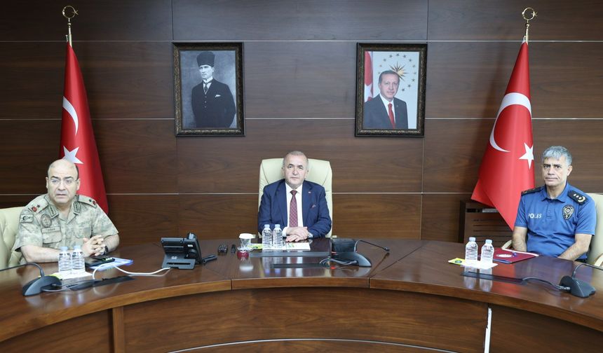 81 İl Valisi “Milli Dayanışma” Gündemiyle Bir Araya Geldi